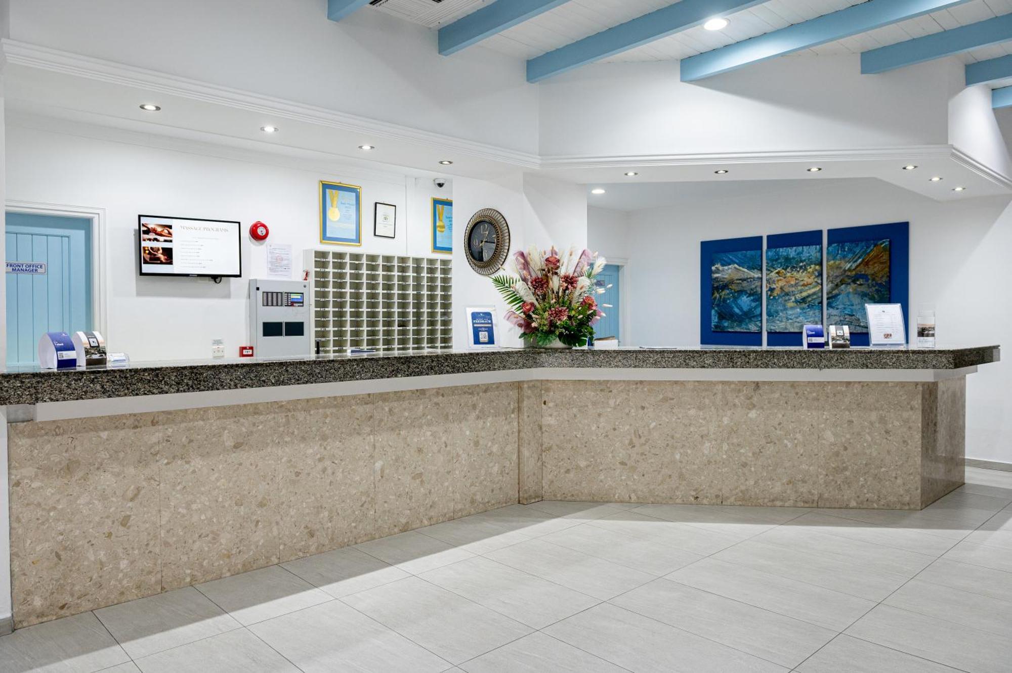 Kefalos Damon Hotel Apartments Пафос Екстериор снимка